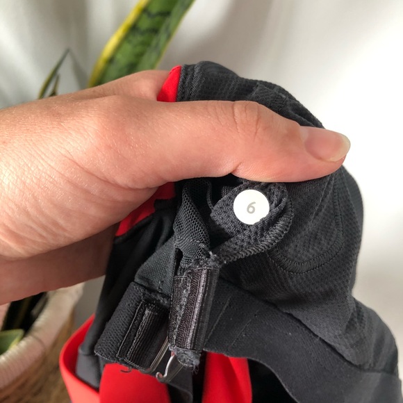 Lululemon Spin it to Win It Red Cross Back Tank - Picture 10 of 10